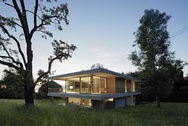 Gallery Of House D Dietrich Untertrifaller Architekten 7 Modern Architecture House Small Summer House Contemporary Farmhouse