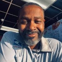 Christopher Epting's Instagram, Twitter & Facebook