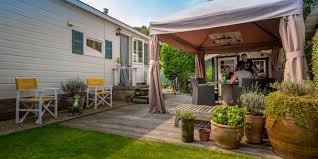 Rimelige opholdssatser kan hjælpe dig med at spare dit budget. Camping Be Campingplatze Verblijfpark Heerenlaak