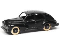 Dinky Toys France 24r Peugeot 203 Petite Lunette Arriere Version Avec Interieur De Toit Lisse Feu De Stop En 2020 Peugeot 203 Voitures Matchbox Petites Voitures