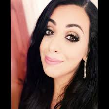 What exterior color options are suitable for an older house?