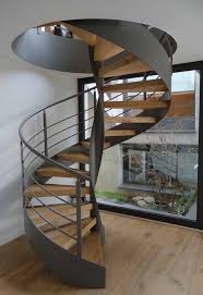 Escada Caracol 75 Modelos Fotos E Dicas Essenciais Confira Tipos De Escadas Design De Escadas Escadas Caracol