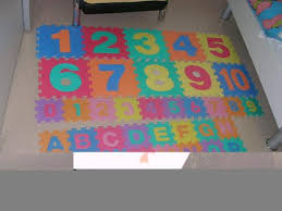 Rollen sie den teppich einfach wieder aus, wenn sie weiter puzzlen möchten ! 2 Puzzle Teppich Kinderteppich Abc In Muggensturm Baby Und Kinderartikel Kostenlose Kleinanzeigen Bei Quoka De