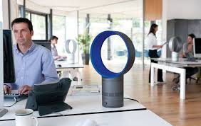 Dyson Am01 Desk Fan 10 Inch Bladeless Fan Gallery Dyson Com Dyson Heater Bladeless Fan Cool Tech