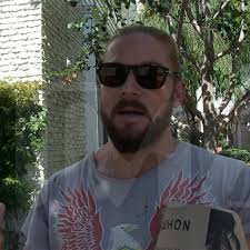 'After Baywatch' Director Matthew Felker Discusses Pamela Anderson's  Absence From Docuseries