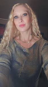 Danita Arrington's Instagram, Twitter & Facebook