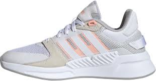 Coole adidas damen sneaker begeistern durch anspruchsvolle und kultige optiken und lassen sich sowohl zur jeans als auch zum rock oder adidas damenschuhe finden sie auf schuhe.de in großer auswahl. Adidas Run 90s Sneaker Damen Ftwr White Im Online Shop Von Sportscheck Kaufen