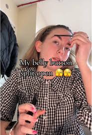 Any Belfast jewellers or anyone with piercings know if I can get this  redone 🙃😢🙃 #peircingrejection #piercings #lostmybellypeirceing💔  #peircinghorror #piercingsrejections #storytime #grwm