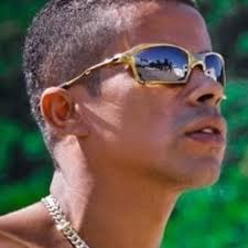 Listen to MC Neguinho Do Caxeta