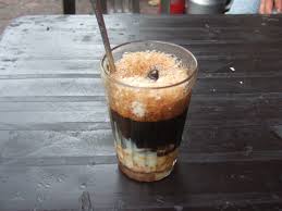 Strong and flavourful vietnamese coffee makes converts as quickly as it raises pulses. Vietnamese Iced Coffee Wikipedia