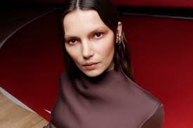 Buy Yvonne Leon Petit Coeur Chain Bracelet, 18k Yellow Gold & Diamond for  Womens Online