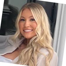 Congrats to Brianna Cannici off to Boston for the Beacon Hill Staffing  Group Rookie Club celebration!!! The first ever qualifier from NJ, excited  to see who is next.