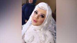 Maybe you would like to learn more about one of these? Gaun Putih Elegan Cut Meyriska Saat Akad Nikah Cantik Tempo Co