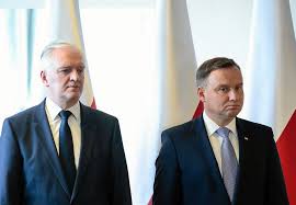 Plotki krążą w politycznym światku od kilku miesięcy. U Andrzeja Dudy Moze Wystapic Syndrom Jaroslawa Gowina Podpisywalem Ale Sie Nie Cieszylem