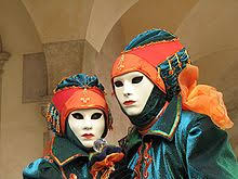 Whilst not quite in the league of some of chabrol's other thrillers (most notably the superb la cérémonie), masques is a film which does have some gripping moments and some sparkling dialogue. Masque Wikipedia