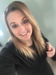 We are thrilled to introduce the newest member to our Intermediate family,  our new 5th grade Special Education resource teacher! Hi, my name is  Candius, and I'm thrilled to be part of