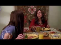 Jóvenes adolescentes pasarán sus vacaciones de verano en un campo de actividades. Download Camp Rock Part 1 Full Movie 3gp Mp4 Codedwap