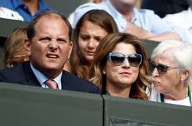 They later called it quits in 1998 and he moved on with jerry hall in 1999. Tennis Der Mann Der Sich Um Die Geschafte Von Roger Federer Kummert