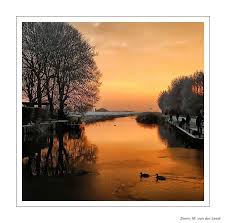 Zonsondergang En Sneeuw In Stedum Groningen Groningen Foto