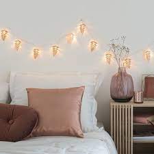 Certaines guirlandes lumineuses sont par exemple tissées à la main pour que la décoration ait un côté encore plus artistique. Guirlande Lumineuse Noel Led Exterieur Cote Maison