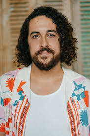 Ross Jordan's Instagram, Twitter & Facebook