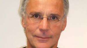 Preis gibt Leitung ab