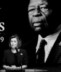 Lori Statzer's Instagram, Twitter & Facebook