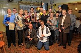 Das gab's noch nie: Drei Spieler mit gleicher Holzzahl