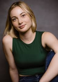 Birth date between 2000-01-01 and 2005-12-31, Female (Sorted by Birth date  Ascending)