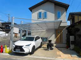 柱が邪魔にならない 2台用でも片側支持の柱で使い勝手の良い駐車場 庭造 エクステリア 外構 カーポートのデザイン