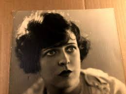 May McAvoy Very Rare Very Early Autographed Oversize 10/13 Photo 20s Ben  Hur Jaz