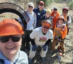 Bruce Kettner's Instagram, Twitter & Facebook