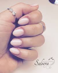 Nageldesign Fur Altere Damen Make Up Trends Abgerundete Nagel Damen Nagel Nagelkunst Design