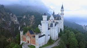 Schloss neuschwanstein, pronounced ˈʃlɔs nɔʏˈʃvaːnʃtaɪn, southern bavarian: The Strange History Of Neuschwanstein Castle Is No Disney Fairy Tale Howstuffworks