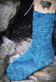 Notice that the other stitches are resting on the cord of the second circular needle while the first half is being worked. 12 Sock Knitting Patterns For Beginners Using Circular Needles Ideal Me