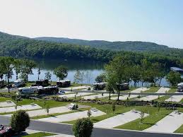 Ozarks Rv Resort On Table Rock Lake At Blue Eye Ar Table Rock Lake Luxury Rv Resorts Rv Parks In Missouri