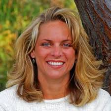 Pamela Treadwell's Instagram, Twitter & Facebook