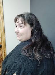 Woman's hair transformation after winning gift certificate