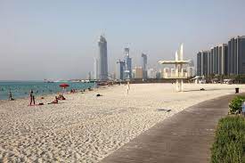 Abu Dhabi Corniche Beach Playa Bordes
