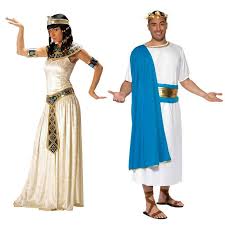 Idee De Deguisement De Couple Celebre Disco Halloween Pirate Et Cinema Couture Halloween