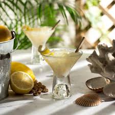 How to find a good painter, repairman, decorator, repair services food is essential at any cocktail party , but there is no need to spend hours preparing elaborate dishes. How To Prepare Mediterranean Breeze Cocktail Licor 43