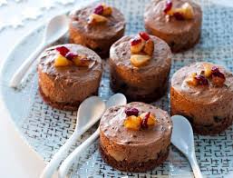 Nos Desserts Originaux Pour Noel Mousse Au Chocolat Recette Mousse Au Chocolat Dessert Noel