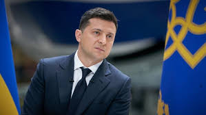 O presidente da ucrânia, volodymyr zelensky, pediu uma negociação a vladimir putin. Presidente De Ucrania Asegura Que La Situacion En El Este De Su Pais Esta Bajo Control