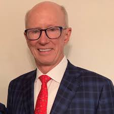 Join the Young Alumni Board in donating this #GivingTuesday! 🤝 Your  support fuels innovation, scholarships and transformative opportunities for  the next generation of business students. Donate at the link in our bio!