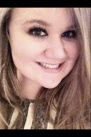 Lindsey Fortner's Instagram, Twitter & Facebook