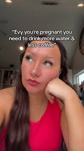 Jokes guys i still am drinking more water 😂🤰🏻#pregnancyhumor #foryoupage  #pregnancy #pregnantlife #fyp #2024baby