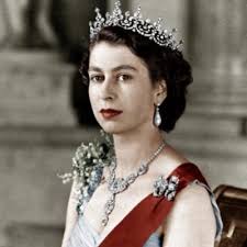 La familia real británica tiene una nueva integrante. Lilibet Yuilly12 Twitter