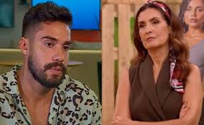 Fátima gomes bernardes (born september 17, 1962) is a brazilian journalist and tv presenter.1 she joined rede globo in 1987 as the host of rjtv, the regional news from rio de janeiro and became widely known in 1989 when she. Arcrebiano Se Irrita Com Pergunta De Fatima Bernardes Muito Chato