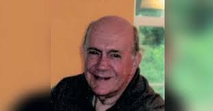 Russell Hendricks's Instagram, Twitter & Facebook