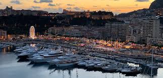 It has a 4.5 overall guest rating based on 2125 reviews. Top 10 Best Hotels In Monaco Accommodation Tips Luxury Travel Diary